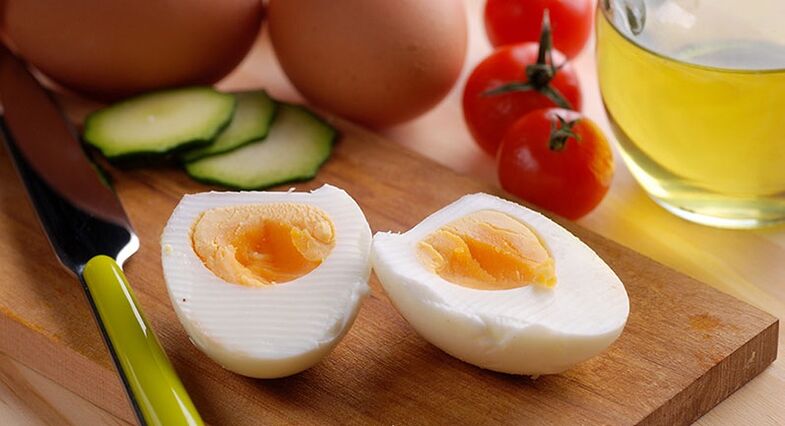 вареное яйцо и овощи для похудения